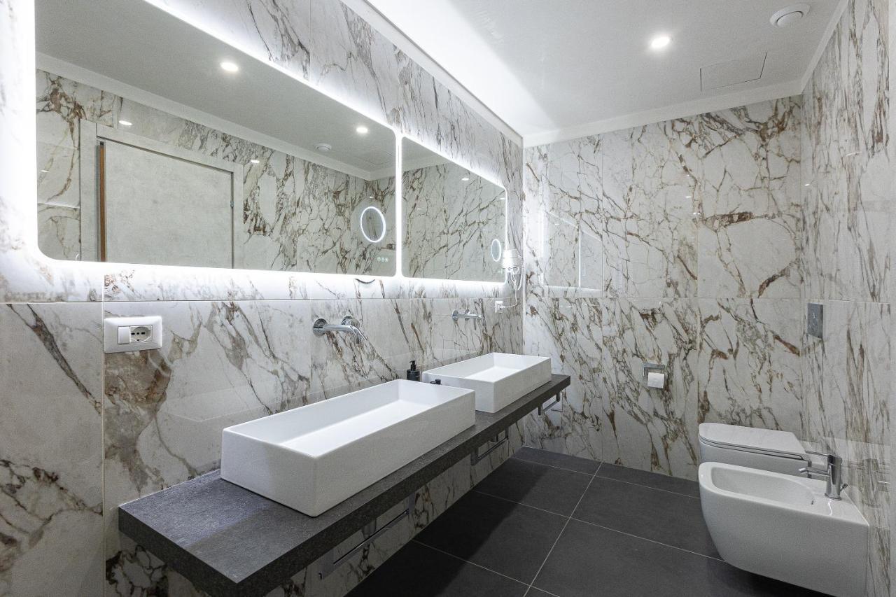 Kosmo Rome Luxury Hotell Exteriör bild