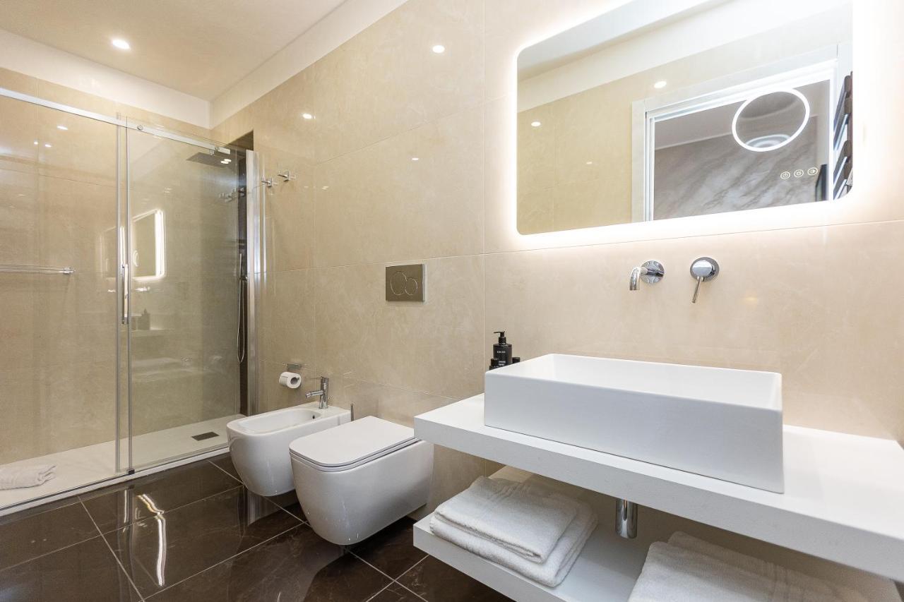 Kosmo Rome Luxury Hotell Exteriör bild